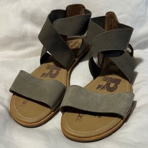 Sorel Ella Gray Crisscross Elastic Strap Sandals